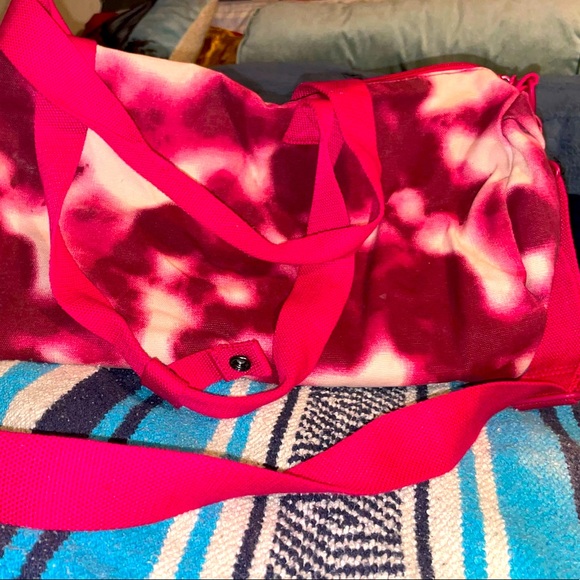 CHAMPION DUFFLE BAG - Picture 9 of 15